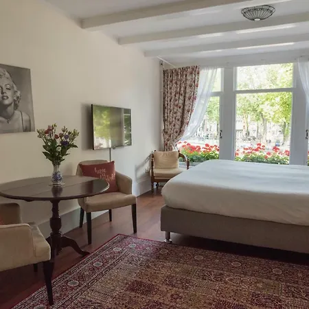 Keizershouse Nocleg ze śniadaniem 4*