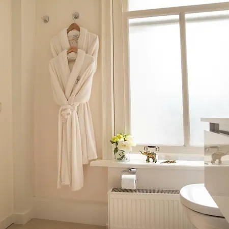 Oda ve Kahvaltı Keizershouse